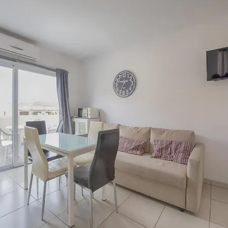 Mareverde Poolview O006 Appartement